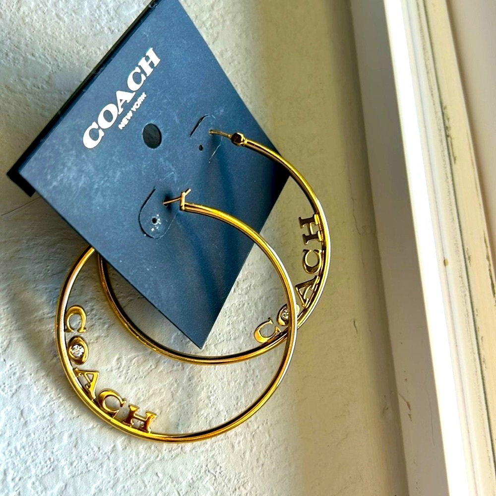 New Coach Signature Medium Large Hoop Earrings Gold with Rhinestone - Picture 2 of 10